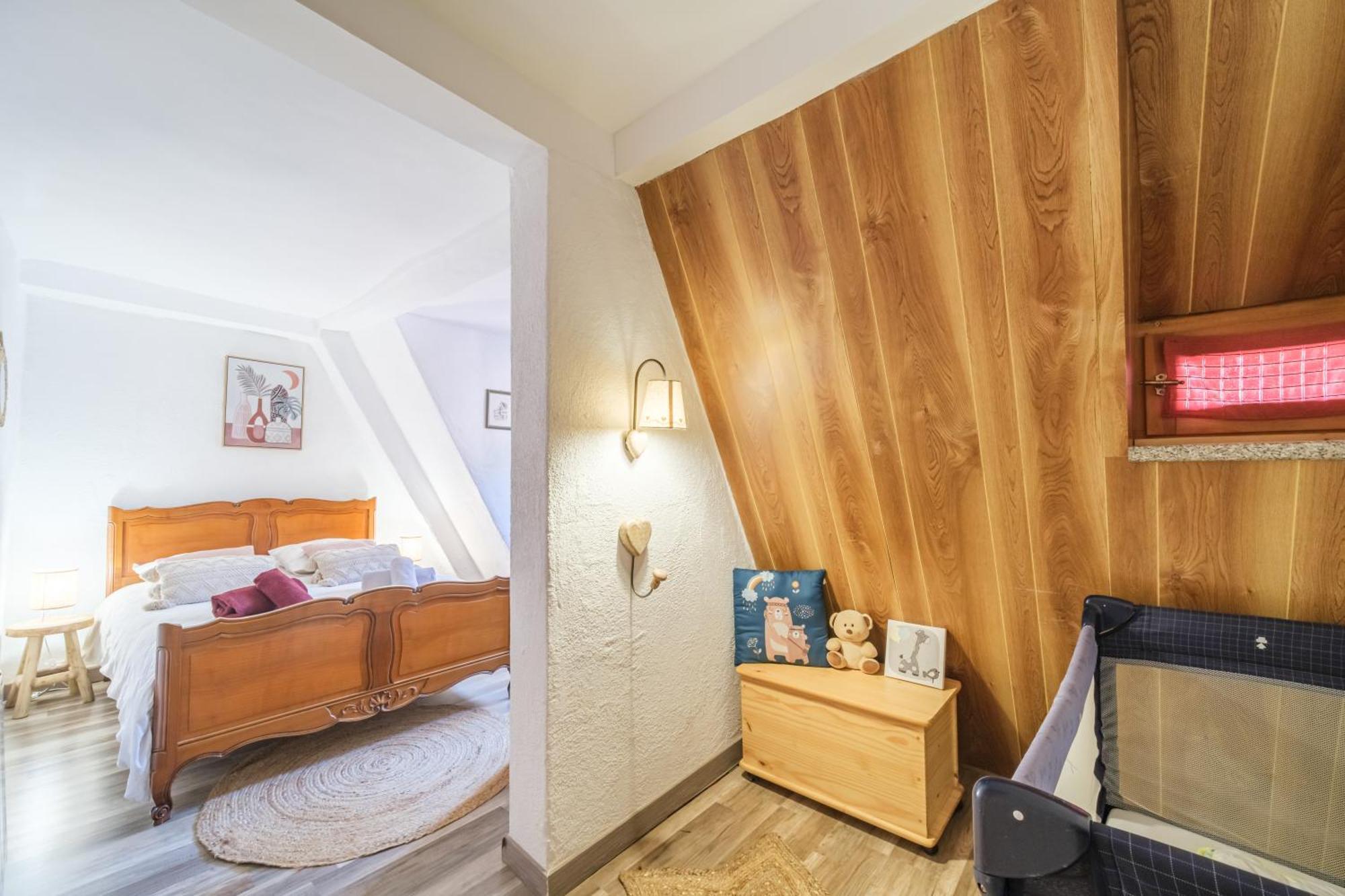 L Oriel Du Rempart Nord Villa Егишем Екстериор снимка